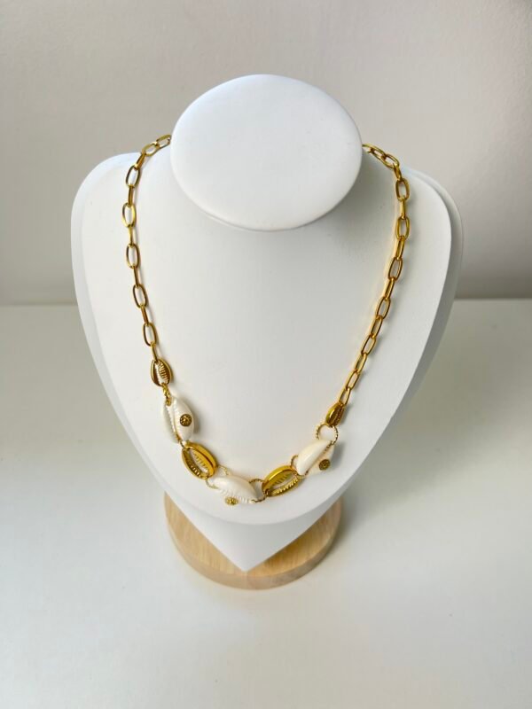 Collier coquillages