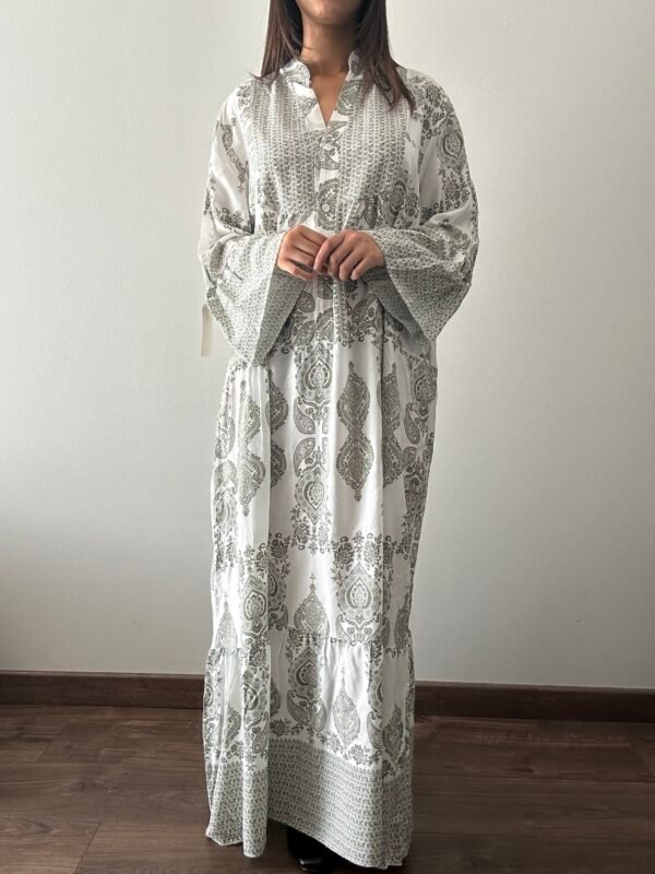 Robe Claire