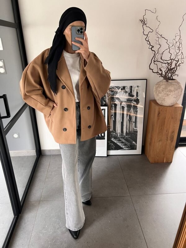 Caban tan