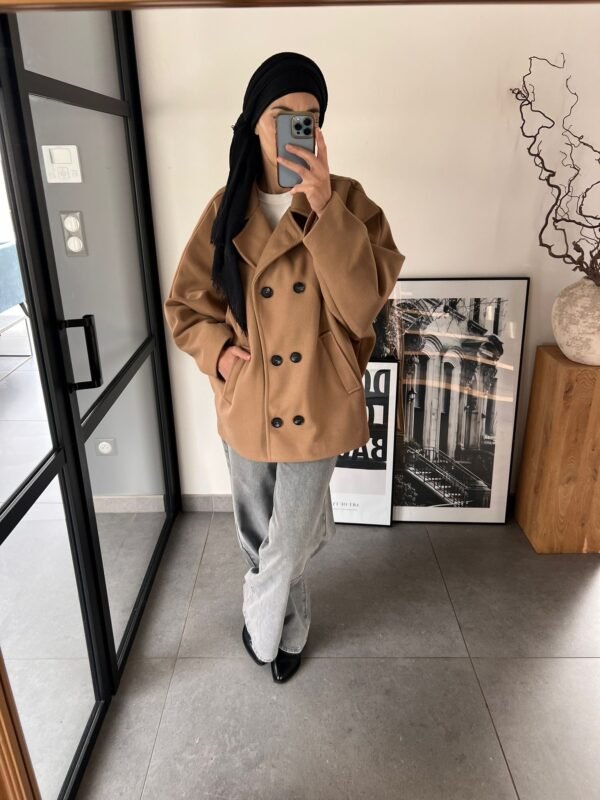 Caban tan