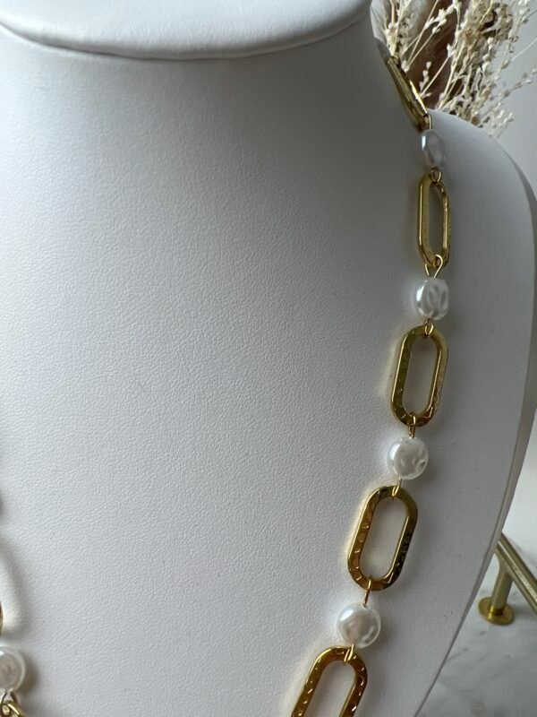 Collier samia