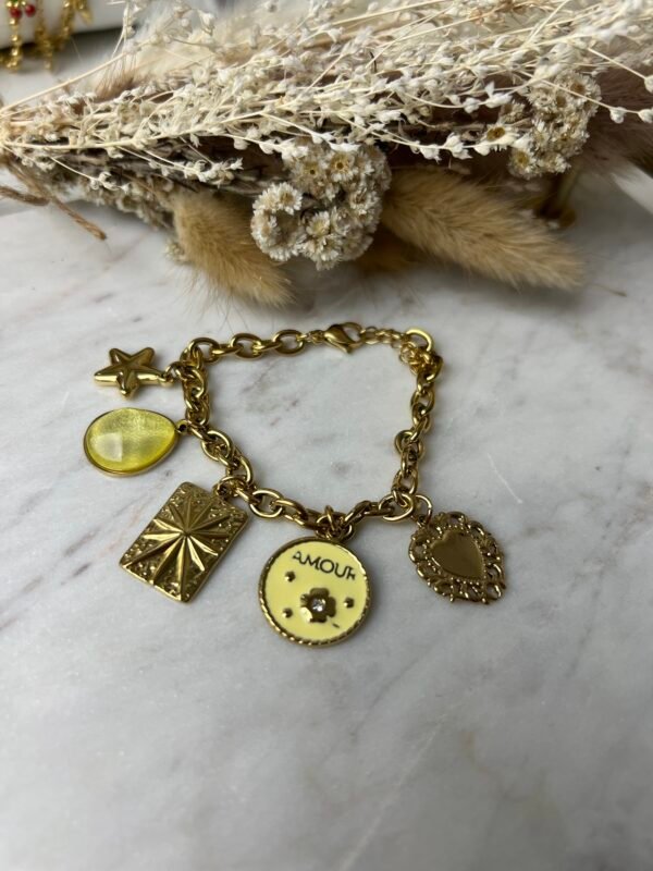 Bracelet breloque amour jaune