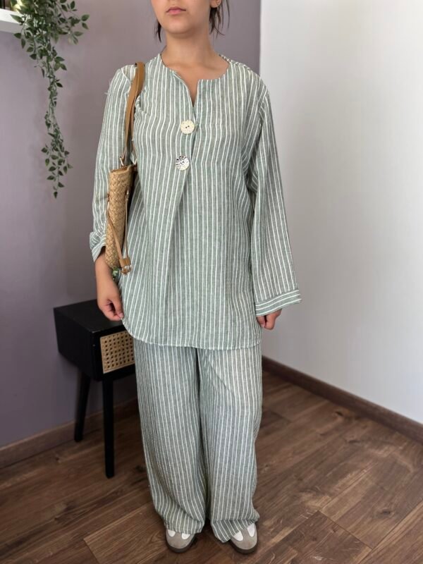 Ensemble Nina vert