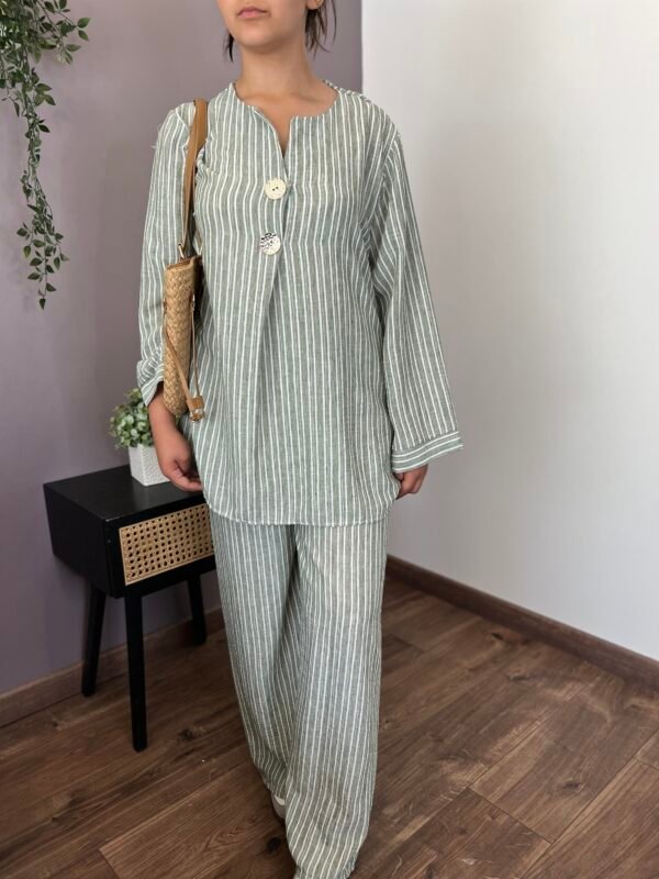 Ensemble Nina vert