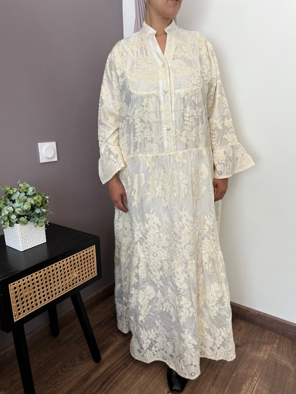 Robe dentelle écru