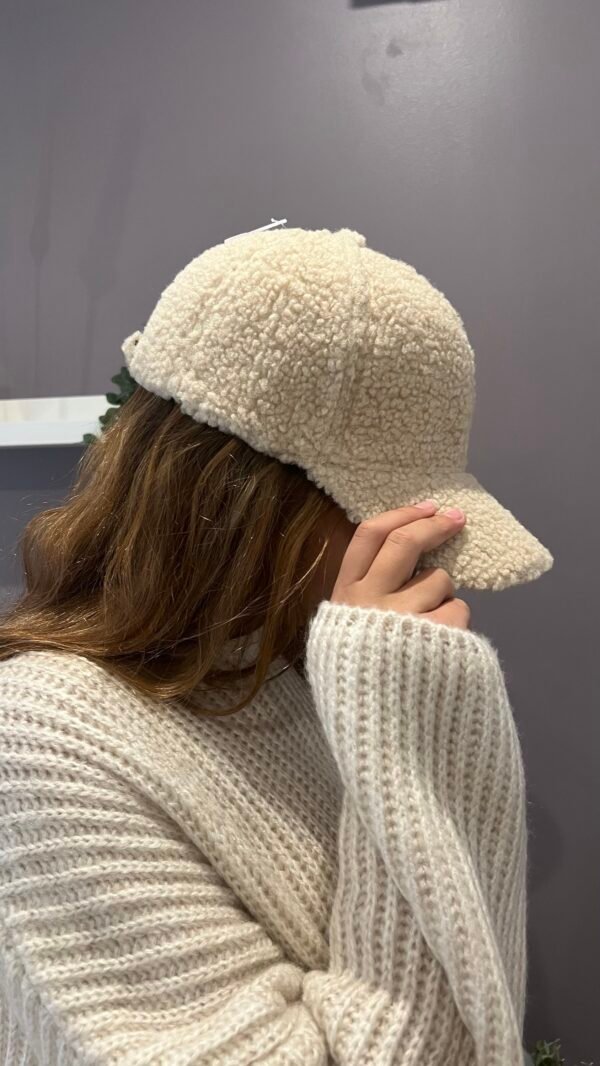 Casquette fourrure beige