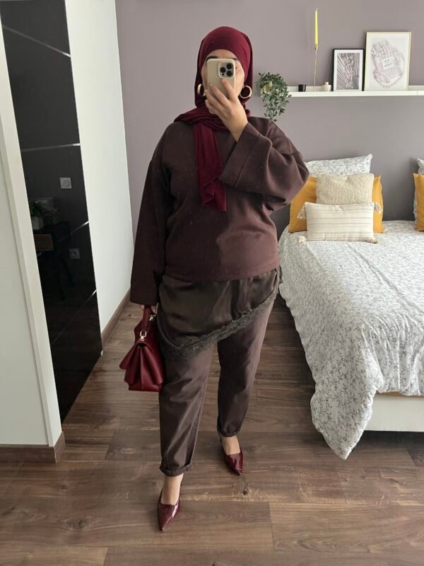 pull dentelle marron