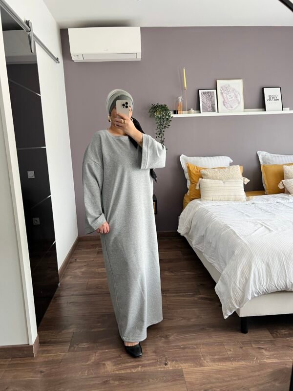 Robe Ali grise